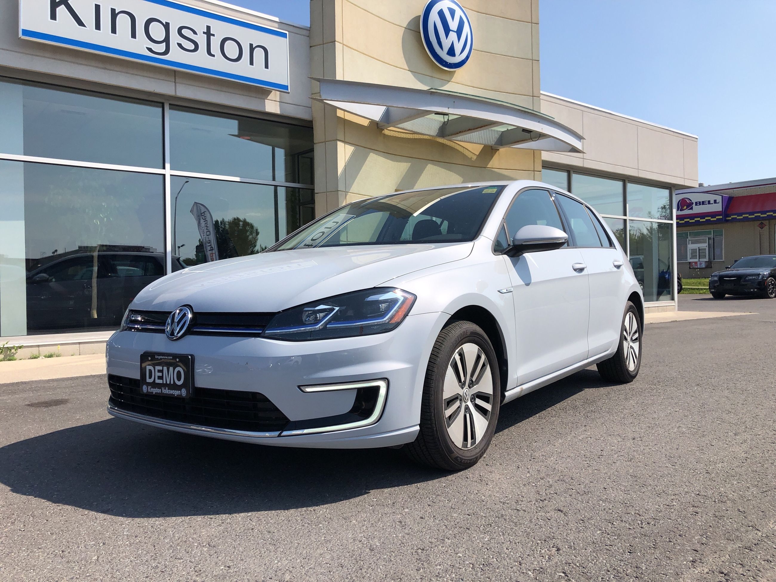 Used 2018 Volkswagen E-Golf Comfortline for Sale - $31991.0 | Kingston