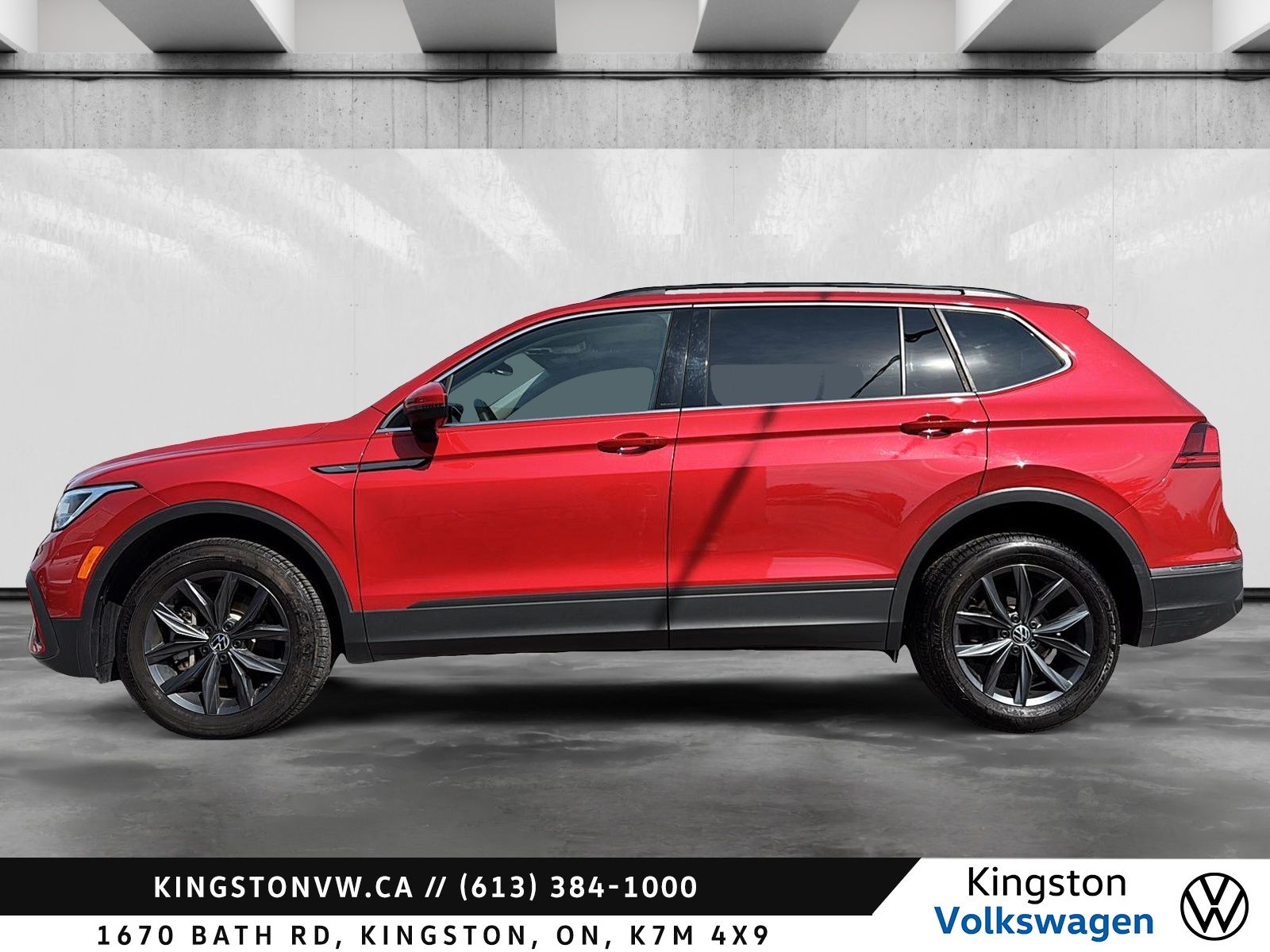 Photo 2023 Volkswagen Tiguan Comfortline #2