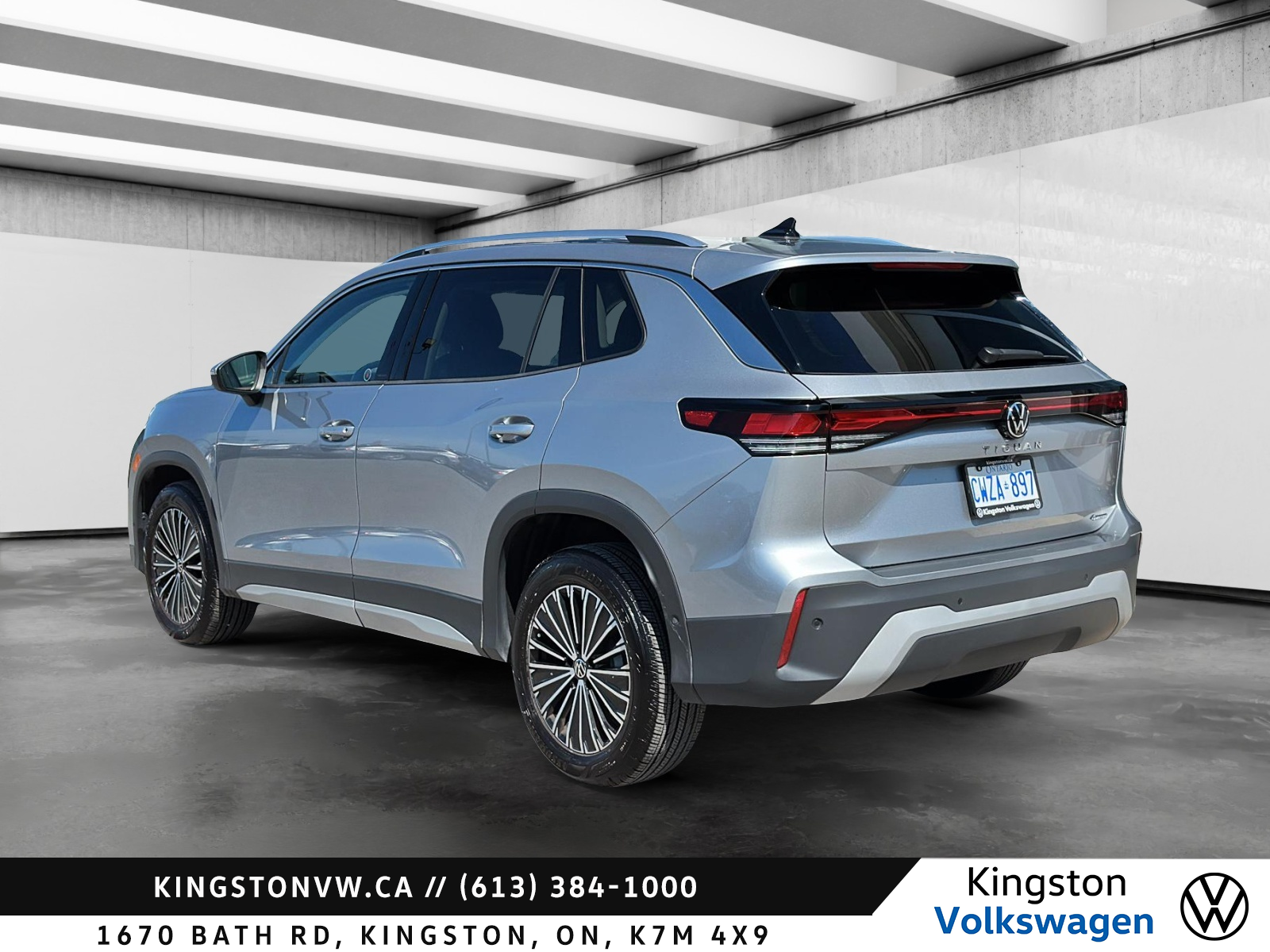 Photo 2026 Volkswagen Tiguan Comfortline #3