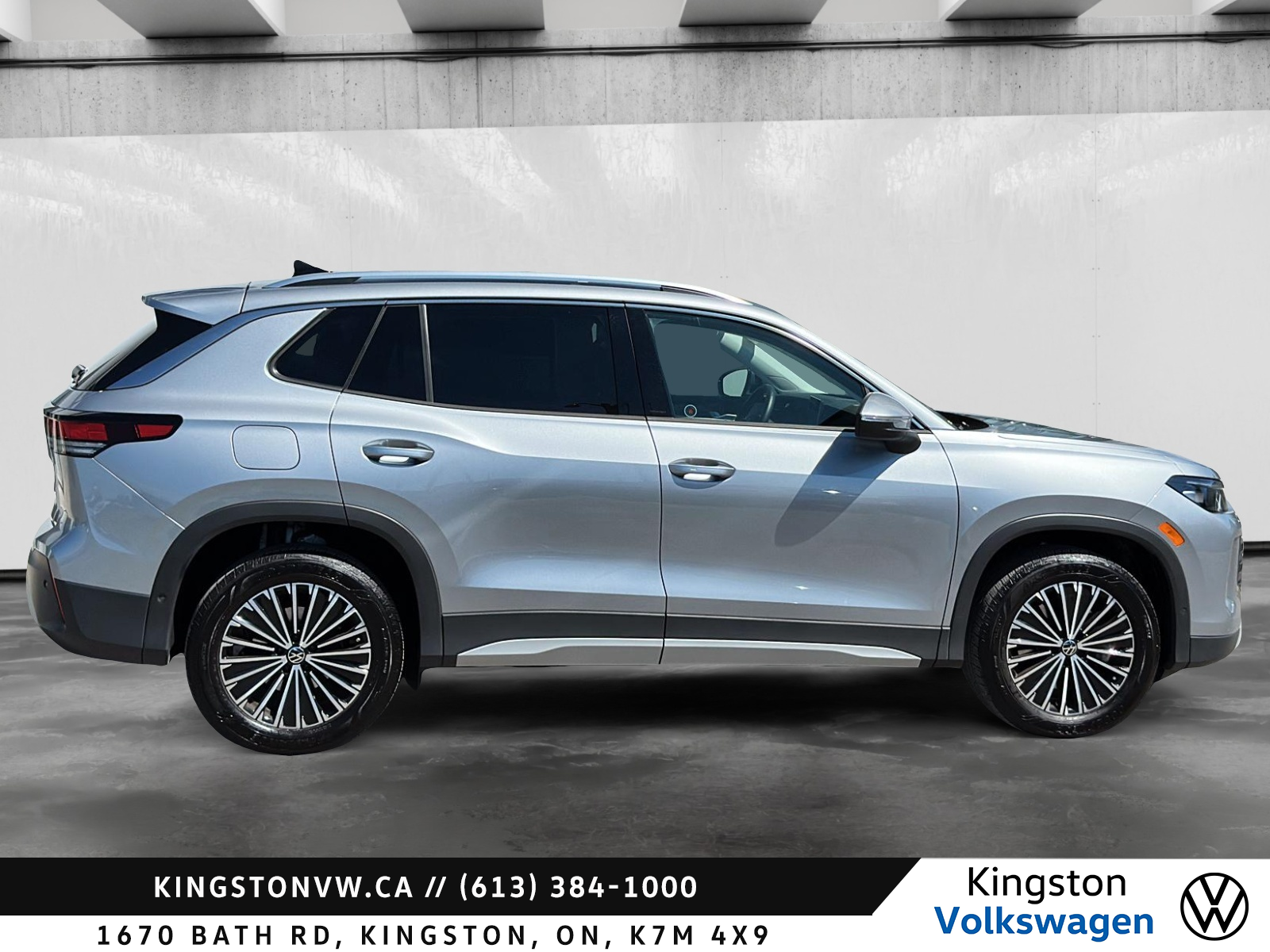 Photo 2026 Volkswagen Tiguan Comfortline #6