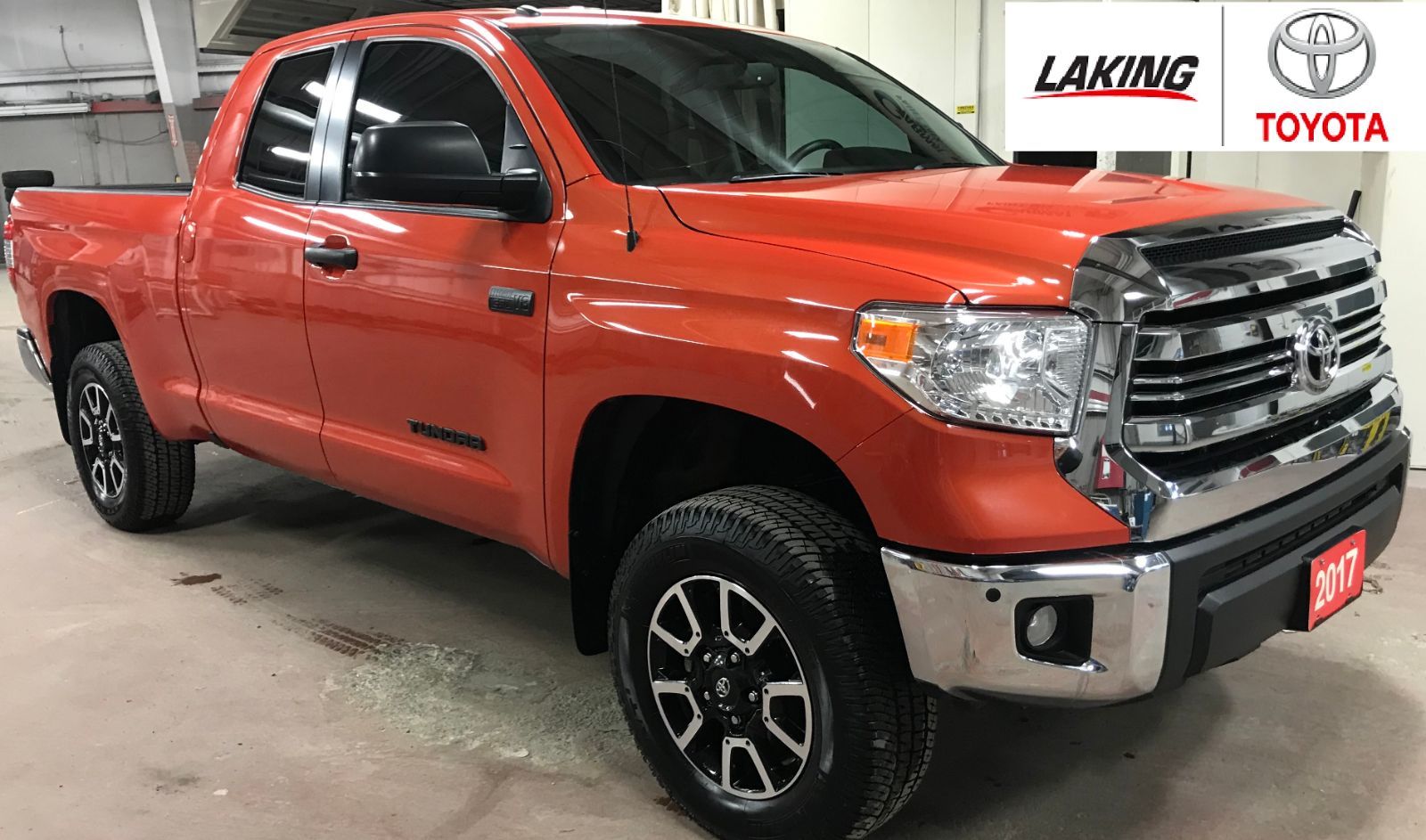Used 2017 Toyota Tundra SR5 Plus 4X4 DOUBLE CAB WHAT A TRUCK in Sudbury