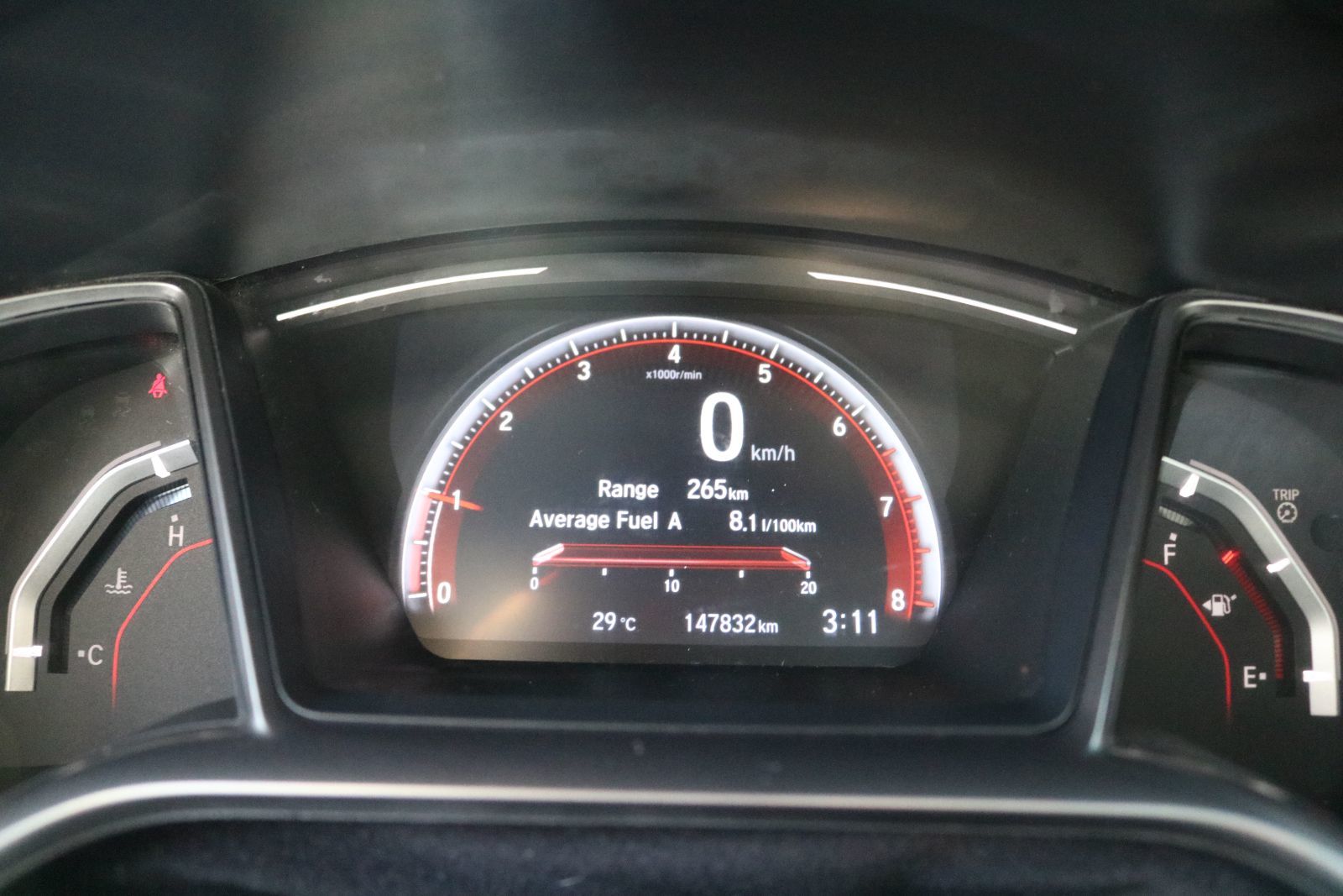 Honda Civic Hatchback 2020 — photo 7