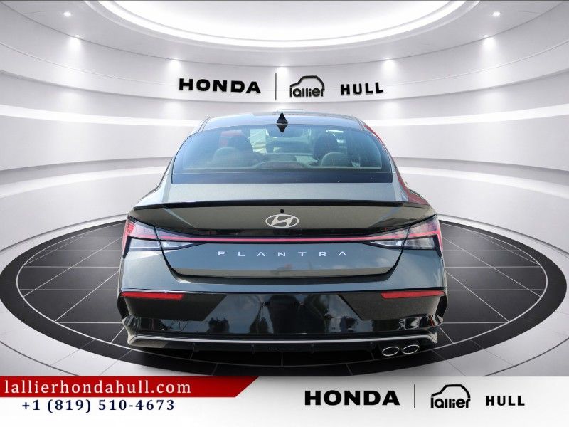 Hyundai Elantra 2025 — photo 4