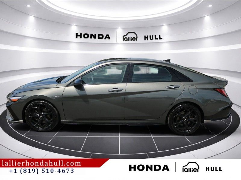Hyundai Elantra 2025 — photo 2