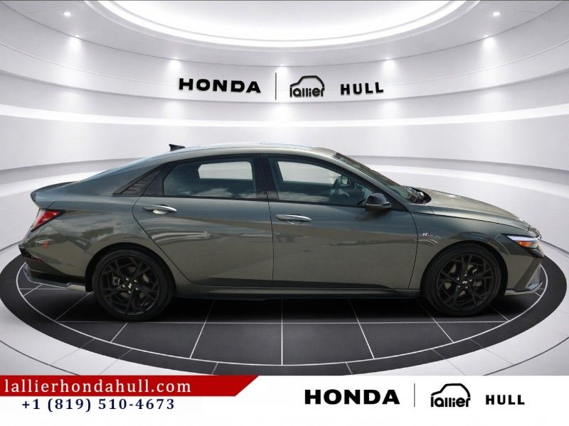 Hyundai Elantra 2025 — photo 6