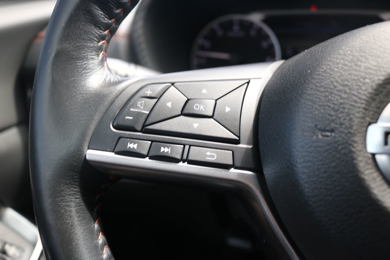 Nissan Sentra 2022 — photo 8