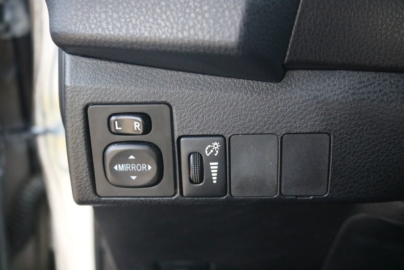 Toyota Corolla 2014 — photo 8