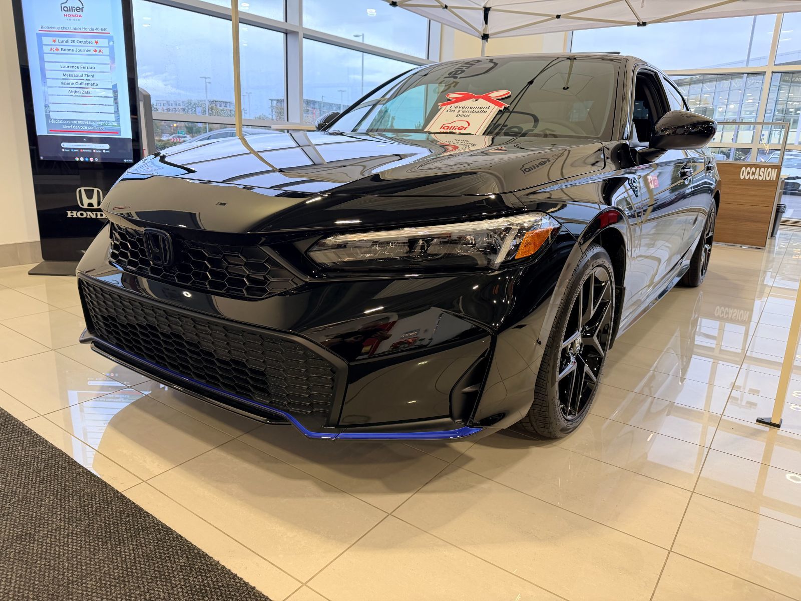 2026 Honda Civic L'HYBRIDE QUI NE FAIT AUCUN COMPROMIS SUR LE SPORT