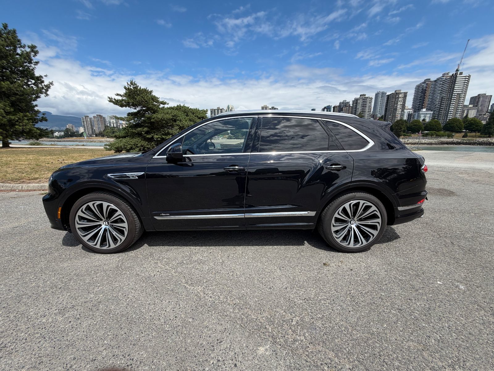 2023 Bentley Bentayga in Vancouver, British Columbia