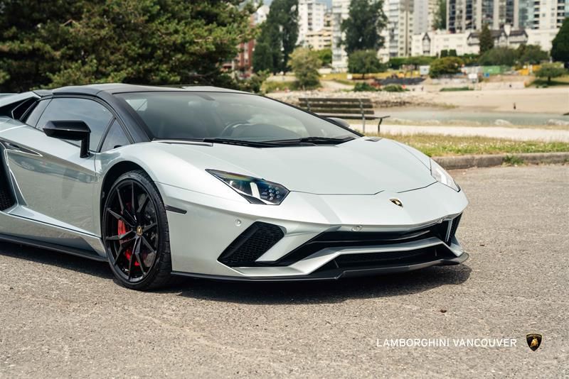 Lamborghini Aventador  2018 à Vancouver, Colombie-Britannique
