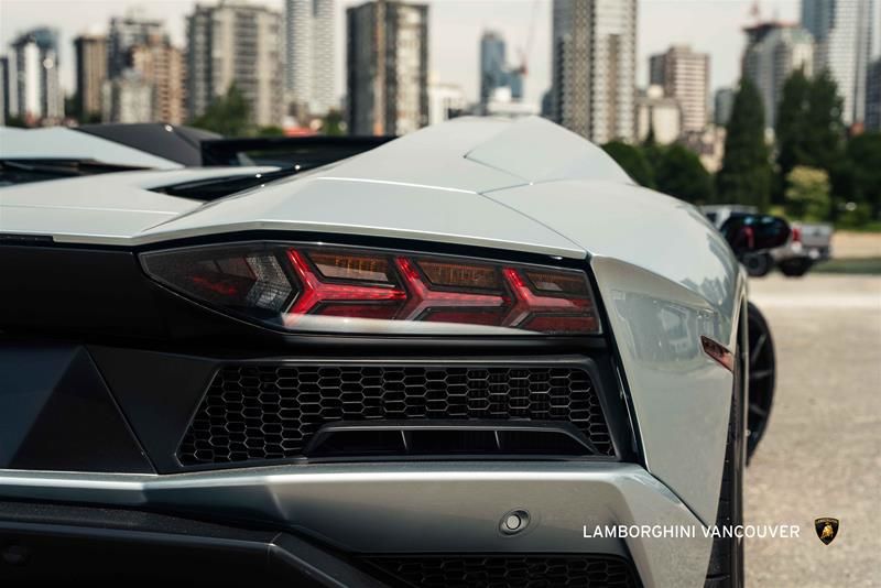 Lamborghini Aventador  2018 à Vancouver, Colombie-Britannique