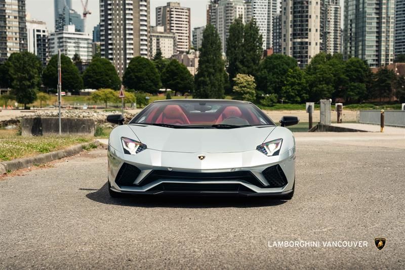 Lamborghini Aventador  2018 à Vancouver, Colombie-Britannique