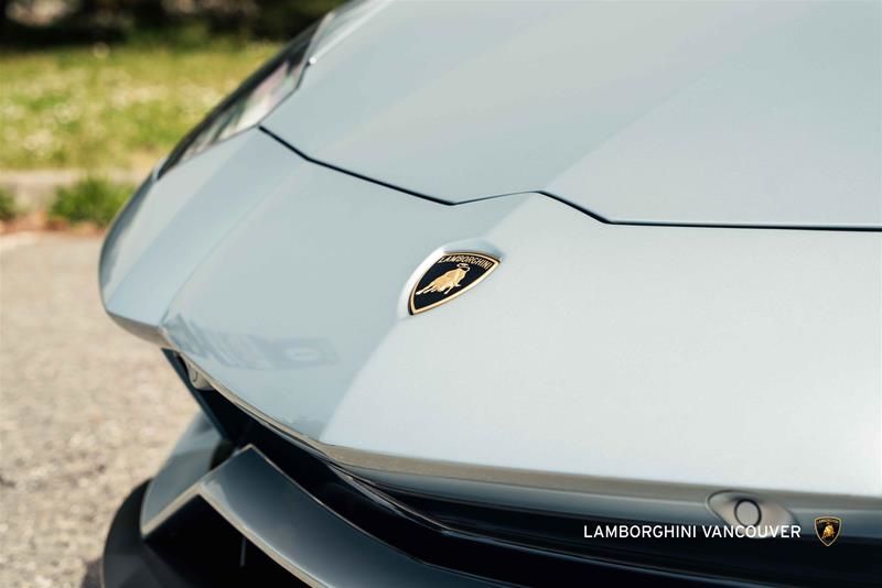 Lamborghini Aventador  2018 à Vancouver, Colombie-Britannique