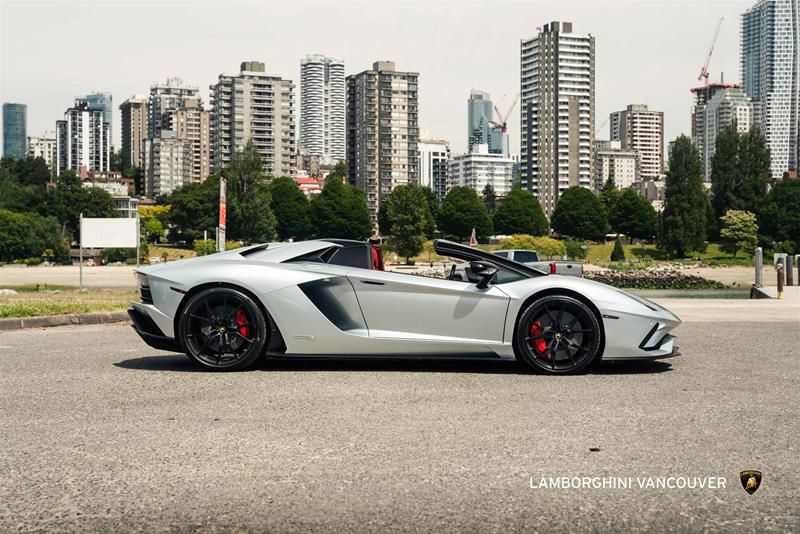 Lamborghini Aventador  2018 à Vancouver, Colombie-Britannique