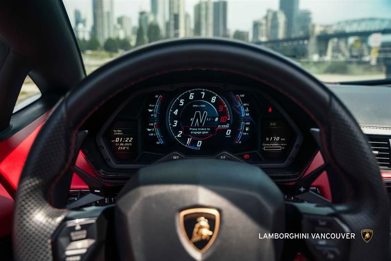 Lamborghini Aventador  2018 à Vancouver, Colombie-Britannique