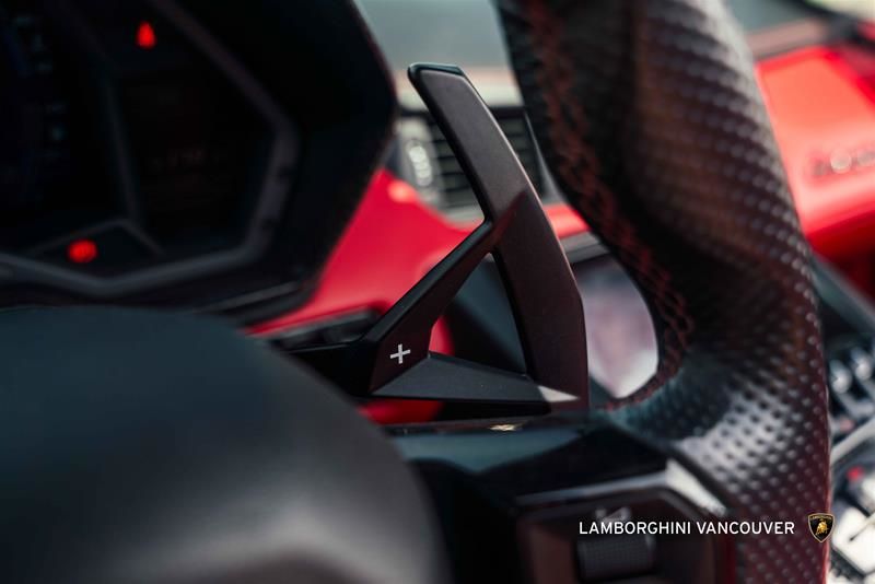 Lamborghini Aventador  2018 à Vancouver, Colombie-Britannique