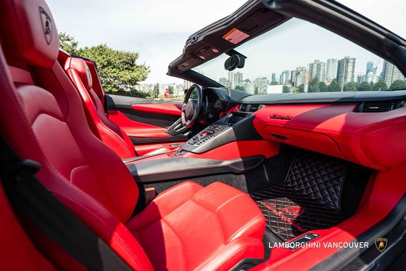 Lamborghini Aventador  2018 à Vancouver, Colombie-Britannique