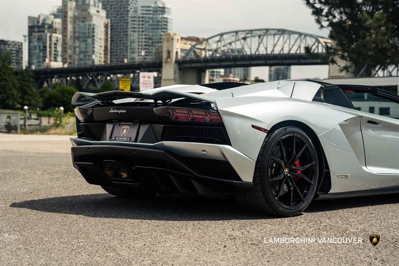 Lamborghini Aventador  2018 à Vancouver, Colombie-Britannique