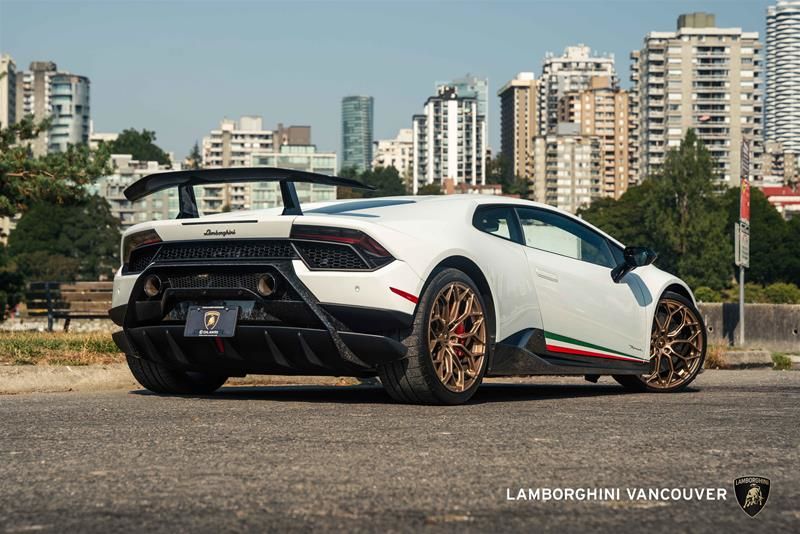 2019 Lamborghini Huracan in Vancouver, British Columbia