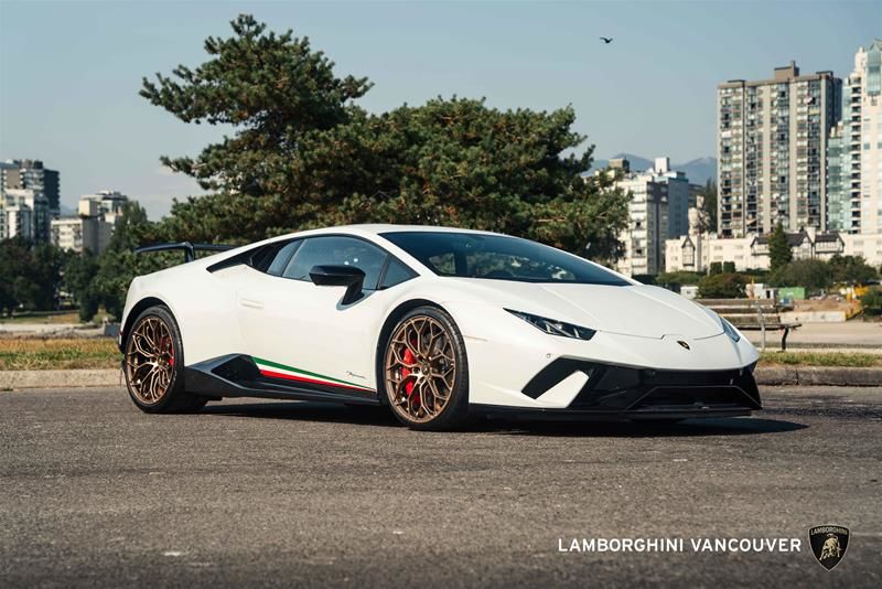 2019 Lamborghini Huracan in Vancouver, British Columbia