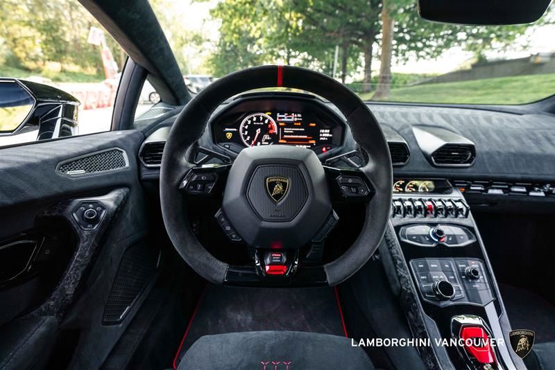 2019 Lamborghini Huracan in Vancouver, British Columbia