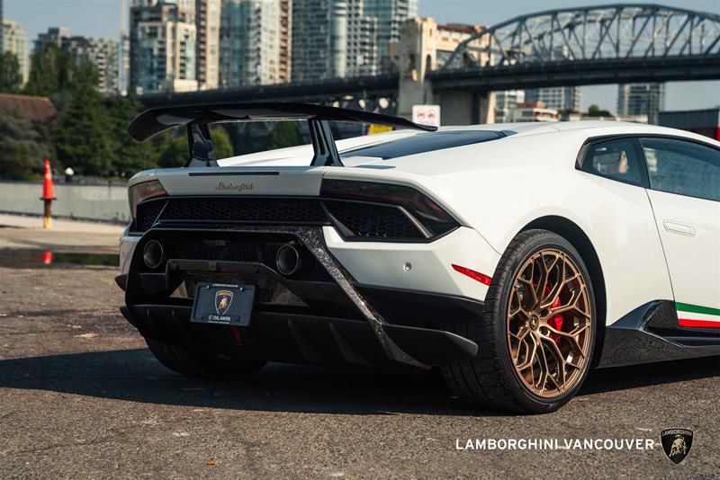 2019 Lamborghini Huracan in Vancouver, British Columbia