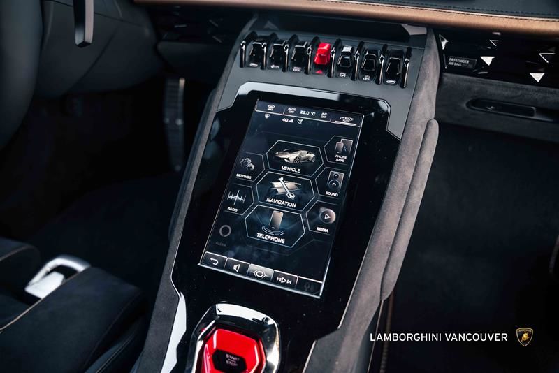 2023 Lamborghini Huracàn in Vancouver, British Columbia