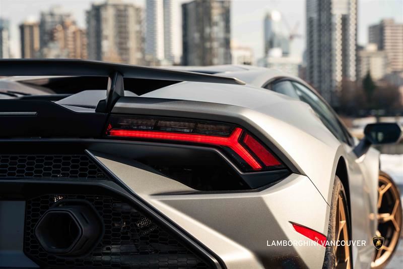2023 Lamborghini Huracàn in Vancouver, British Columbia