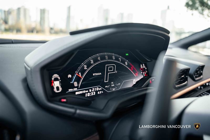2023 Lamborghini Huracàn in Vancouver, British Columbia