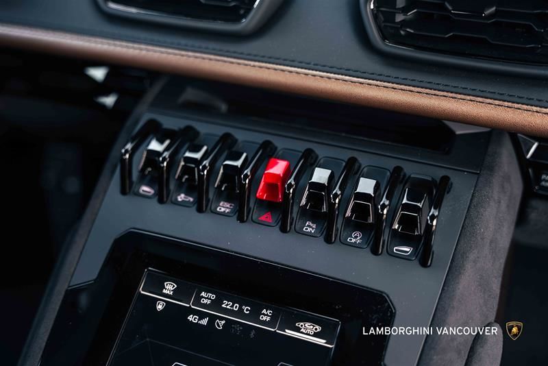 2023 Lamborghini Huracàn in Vancouver, British Columbia
