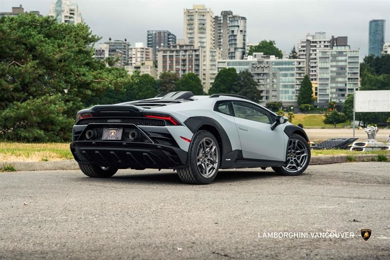 2024 Lamborghini Huracàn in Vancouver, British Columbia
