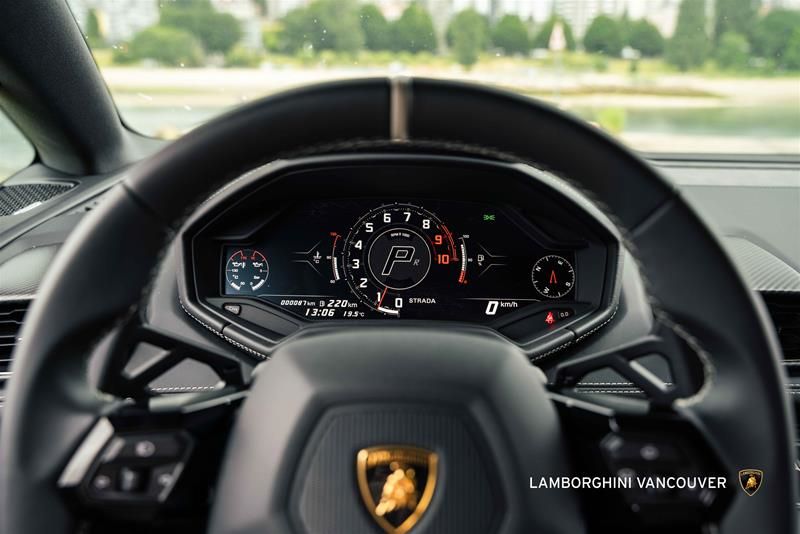 2024 Lamborghini Huracàn in Vancouver, British Columbia