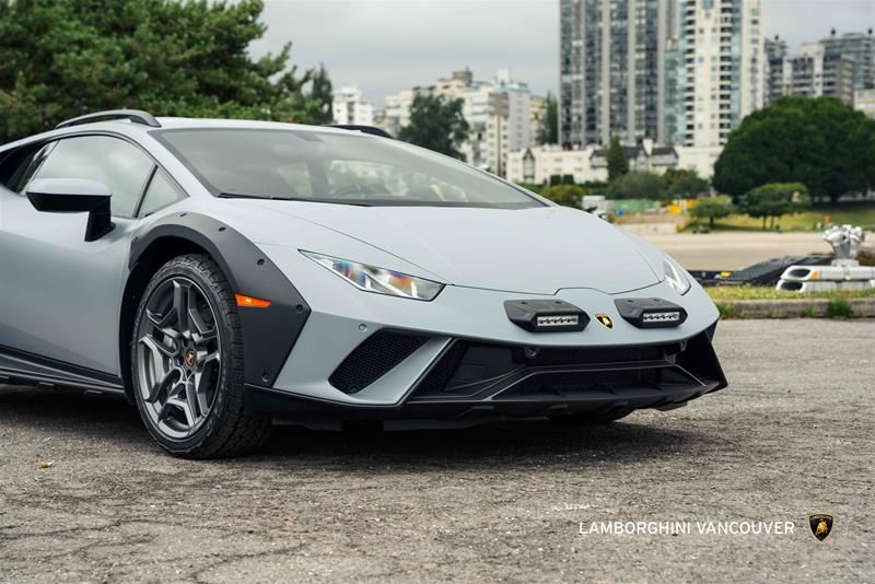 2024 Lamborghini Huracàn in Vancouver, British Columbia