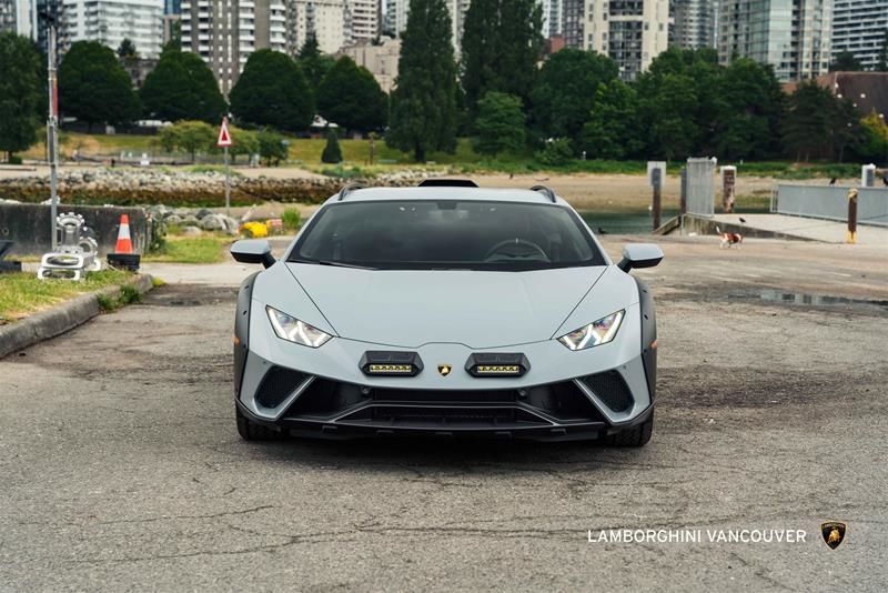2024 Lamborghini Huracàn in Vancouver, British Columbia