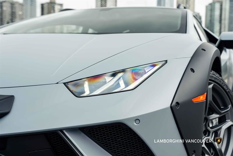 2024 Lamborghini Huracàn in Vancouver, British Columbia