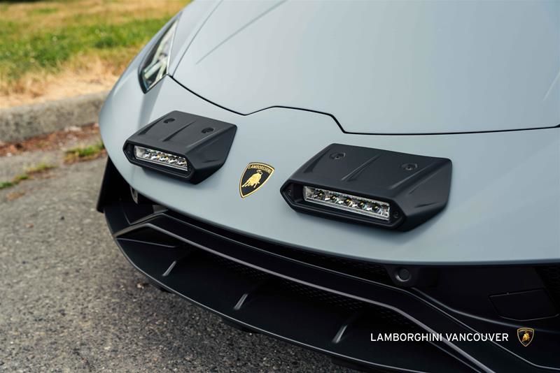 2024 Lamborghini Huracàn in Vancouver, British Columbia