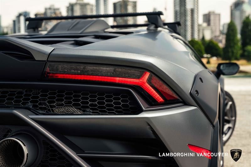 Lamborghini Huracàn  2024 à Vancouver, Colombie-Britannique