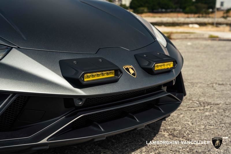 Lamborghini Huracàn  2024 à Vancouver, Colombie-Britannique