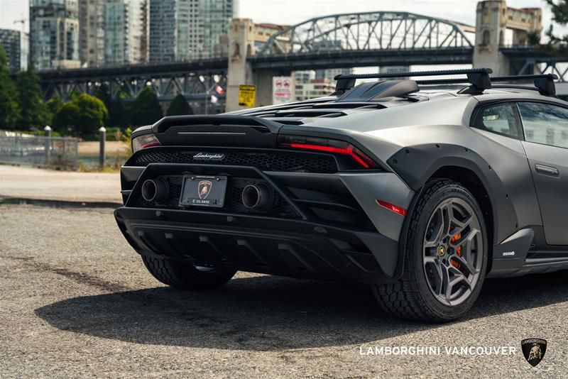 Lamborghini Huracàn  2024 à Vancouver, Colombie-Britannique