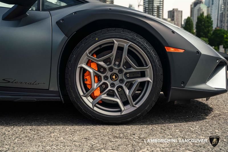 Lamborghini Huracàn  2024 à Vancouver, Colombie-Britannique