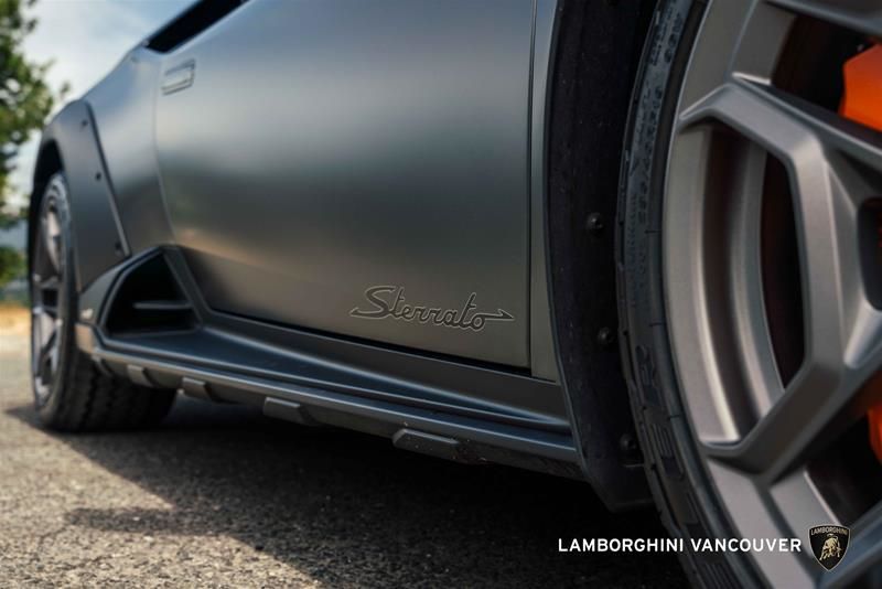 Lamborghini Huracàn  2024 à Vancouver, Colombie-Britannique