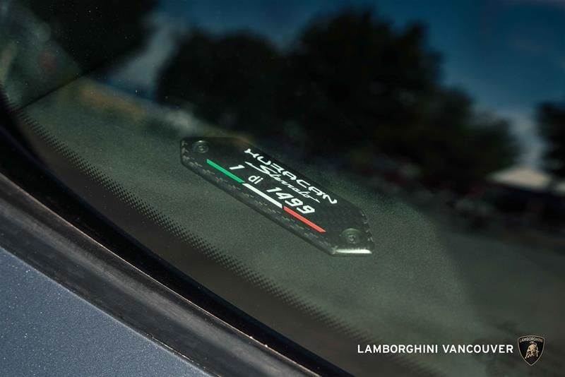 Lamborghini Huracàn  2024 à Vancouver, Colombie-Britannique