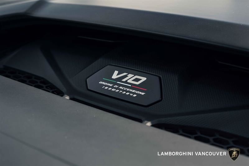 Lamborghini Huracàn  2024 à Vancouver, Colombie-Britannique