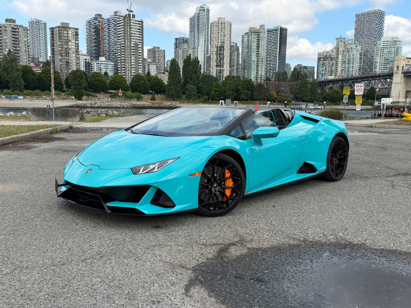Lamborghini Huracan  2024 à Vancouver, Colombie-Britannique