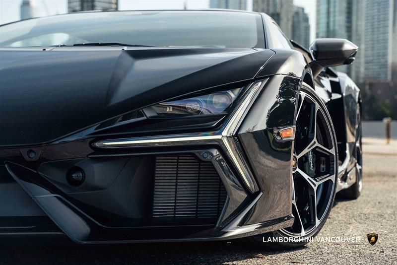 2024 Lamborghini Revuelto in Vancouver, British Columbia