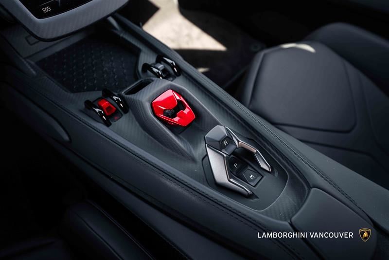 2024 Lamborghini Revuelto in Vancouver, British Columbia
