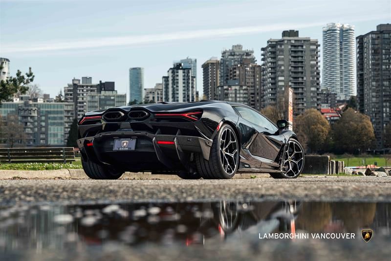 2024 Lamborghini Revuelto in Vancouver, British Columbia