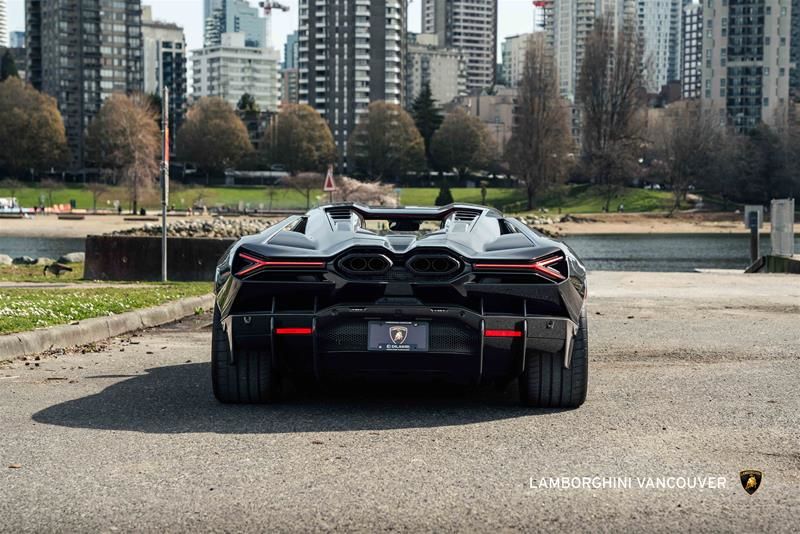2024 Lamborghini Revuelto in Vancouver, British Columbia
