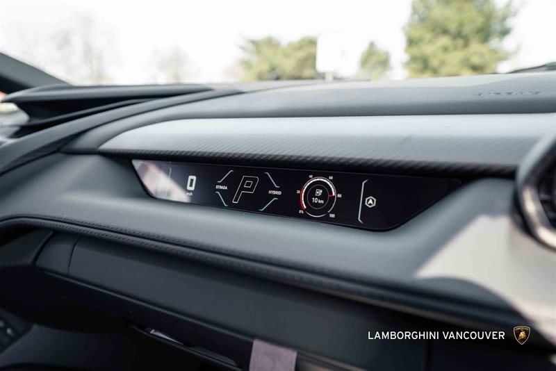 2024 Lamborghini Revuelto in Vancouver, British Columbia