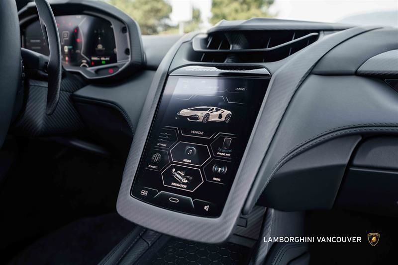 2024 Lamborghini Revuelto in Vancouver, British Columbia